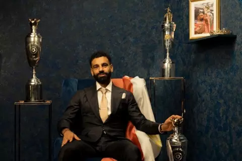 صلاح بين العشرة الأوائل.. "فوربس" تكشف قائمة الأعلى أجرًا بين لاعبي كرة القدم